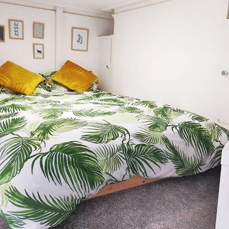 본머스 Cute & Cosy Loft-Style Studio Close To Beach 아파트 외부 사진